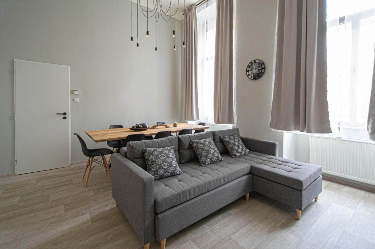 Sightseeing Apartment By Ruterra Prague Exterior photo