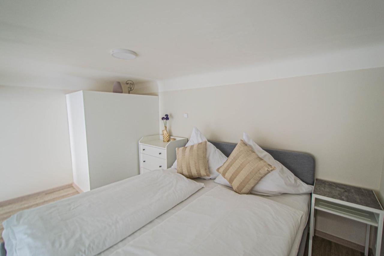 Sightseeing Apartment By Ruterra Prague Exterior photo